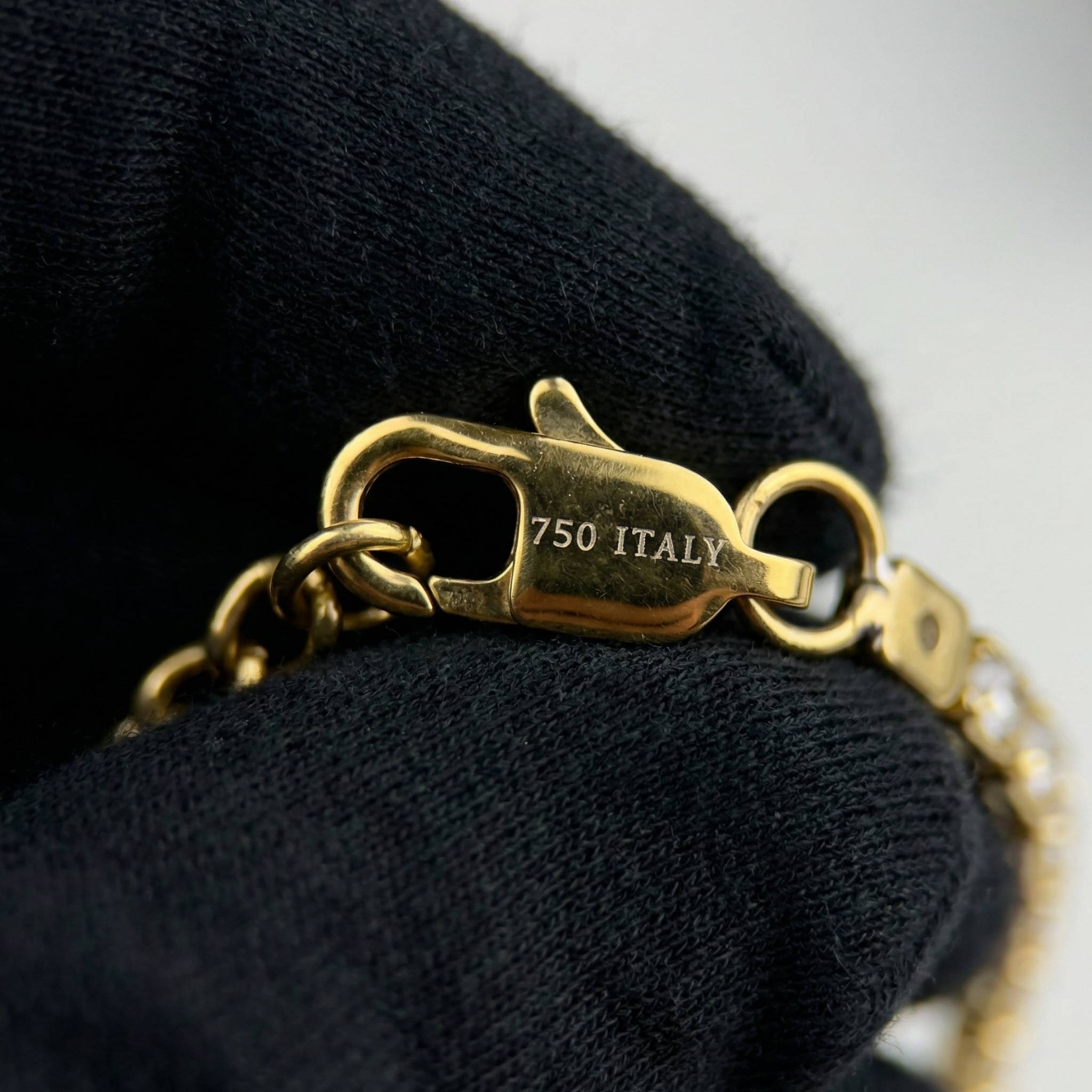 Гривна Diamante Cross